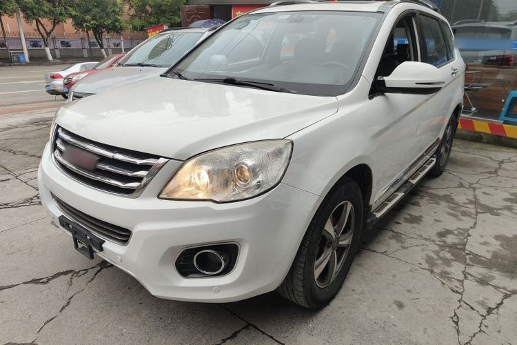 Used Haval H6 2013 Upgraded Model 2.4L Automatic Two-Wheel Drive Prestige Version

