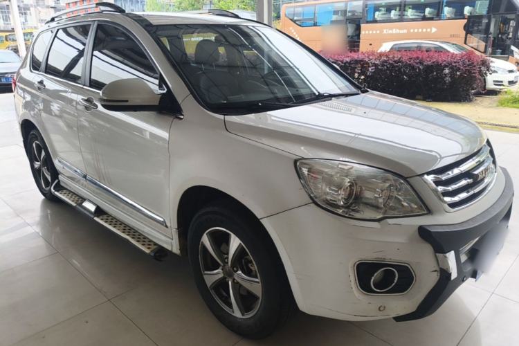 Used Haval H6 2013 Upgraded Model 1.5T Manual Two-Wheel Drive Elite Version Front Right 45 Deg
