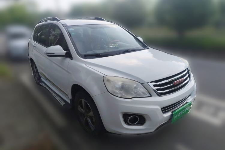 Used Haval H6 2013 Upgraded Model 1.5T Manual Two-Wheel Drive Urban Version Front Right 45 Deg