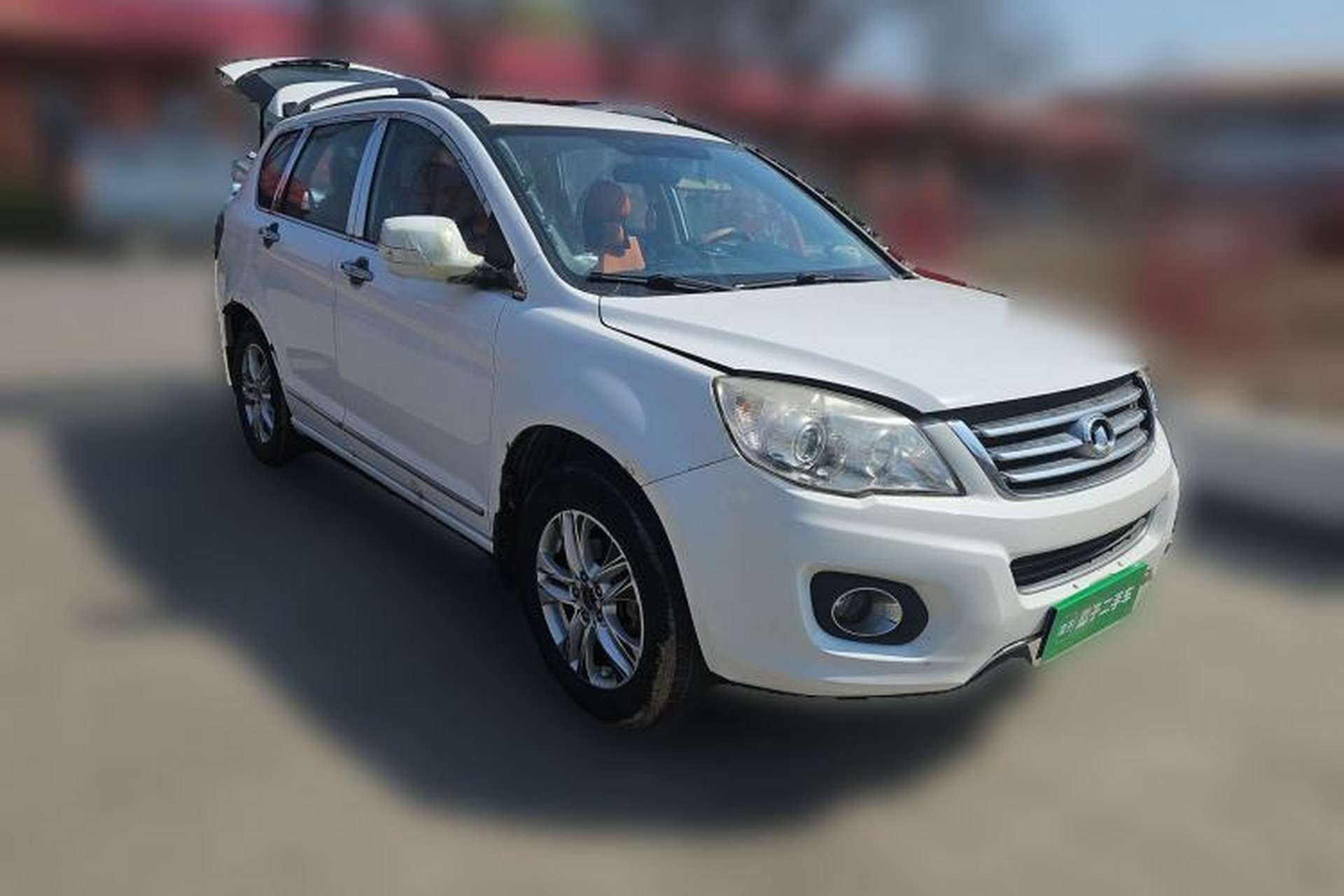 Used Haval H6 2013 Upgraded Model 1.5T Manual Two-Wheel Drive Elite Version Front Right 45 Deg