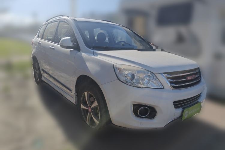 Used Haval H6 2013 Upgraded Model 1.5T Manual 4x4 Elite Version Front Right 45 Deg