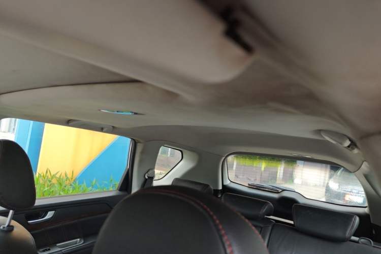 Used Haval H6 2013 Sports Edition 1.5T Manual Two-Wheel Drive Elite Model Headliner