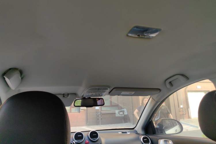 Used Haval H6 2013 Upgraded Model 1.5T Manual Two-Wheel Drive Elite Version Headliner