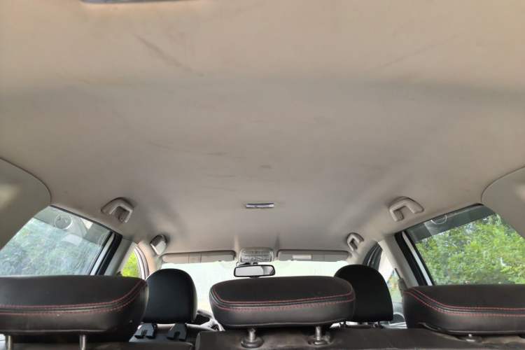 Used Haval H6 2013 Upgraded Model 1.5T Manual Two-Wheel Drive Elite Version Headliner