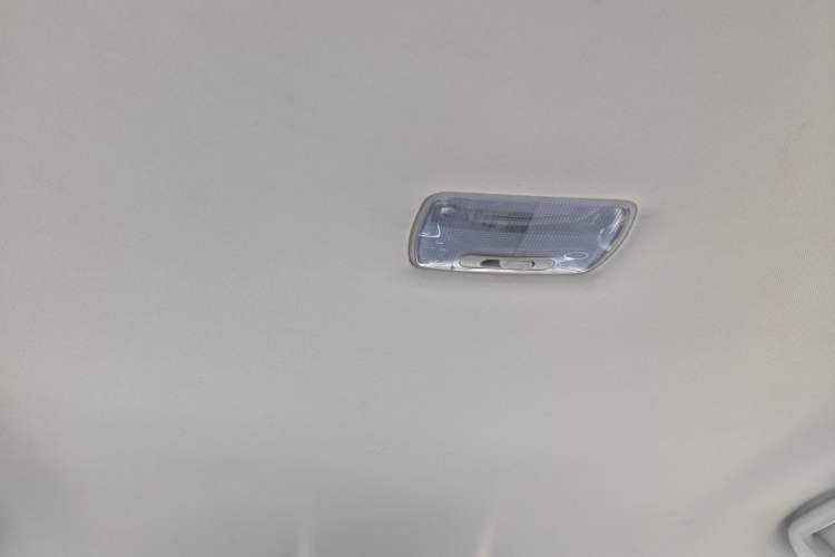 Used Haval H6 2013 Upgraded Model 1.5T Manual Two-Wheel Drive Elite Version Headliner