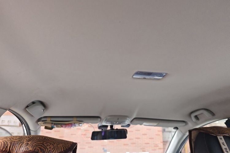 Used Haval H6 2013 Upgraded Model 1.5T Manual Two-Wheel Drive Elite Version Headliner