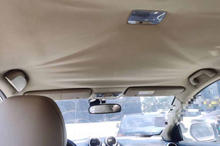 Used Haval H6 2013 Upgraded Model 1.5T Manual Two-Wheel Drive Elite Version Headliner
