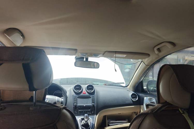 Used Haval H6 2013 Sport Edition 1.5T Manual Two-Wheel Drive Urban Model Headliner