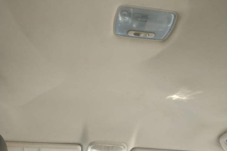 Used Haval H6 2013 Upgraded Model 1.5T Manual Two-Wheel Drive Elite Version Headliner