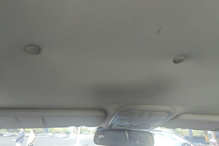 Used Haval H6 2013 Upgraded Model 1.5T Manual 4x4 Elite Version Headliner