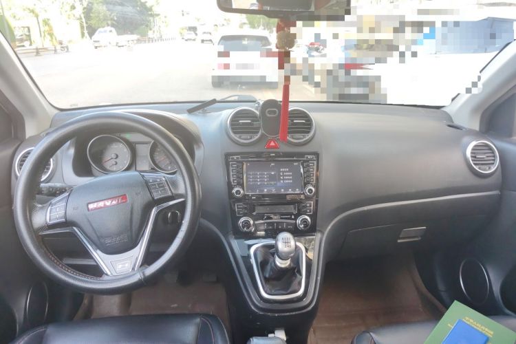 Used Haval H6 2013 Upgraded Model 1.5T Manual Two-Wheel Drive Elite Version Headliner
