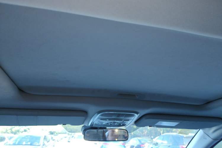 Used Haval H6 2013 Sports Edition 1.5T Manual Two-Wheel Drive Elite Model Headliner