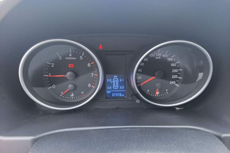 Used Haval H6 2013 Sports Edition 1.5T Manual Two-Wheel Drive Elite Model Instrument Cluster