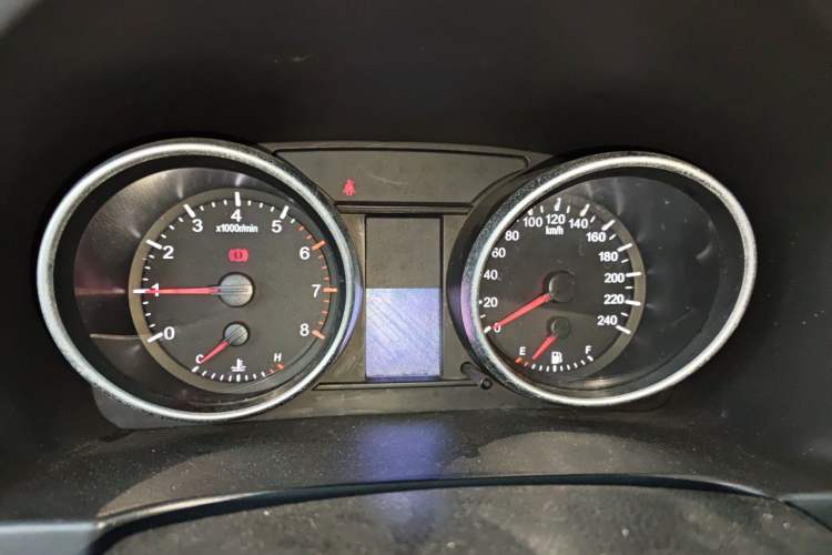 Used Haval H6 2013 Upgraded Model 1.5T Manual Two-Wheel Drive Elite Version Instrument Cluster