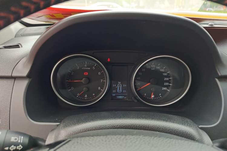 Used Haval H6 2013 Sports Edition 1.5T Manual Two-Wheel Drive Elite Model Instrument Cluster
