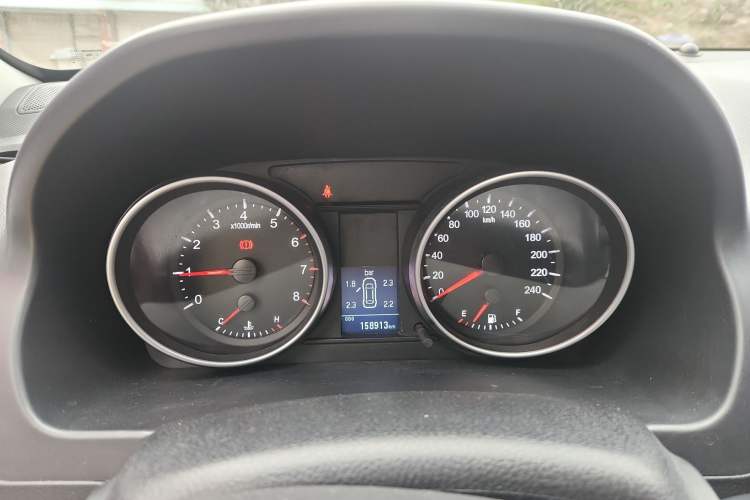 Used Haval H6 2013 Upgraded Model 1.5T Manual Two-Wheel Drive Elite Version Instrument Cluster