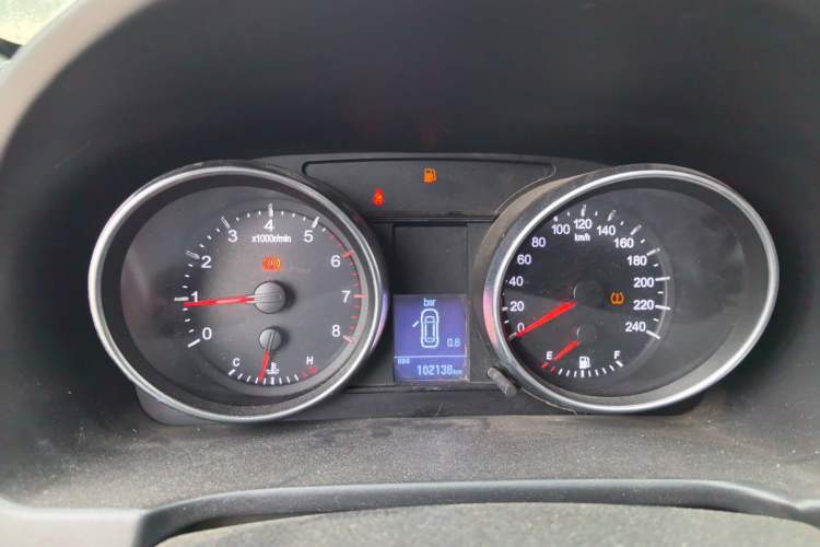 Used Haval H6 2013 Upgraded Model 1.5T Manual Two-Wheel Drive Elite Version Instrument Cluster