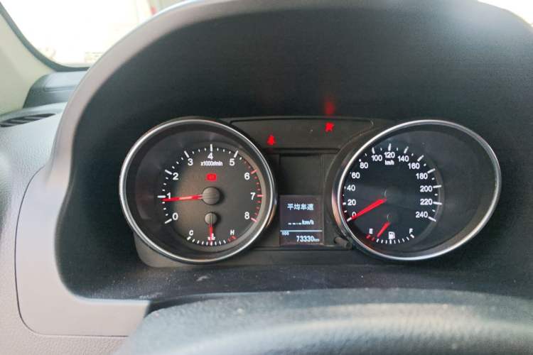 Used Haval H6 2013 Upgraded Model 1.5T Manual Two-Wheel Drive Elite Version Instrument Cluster