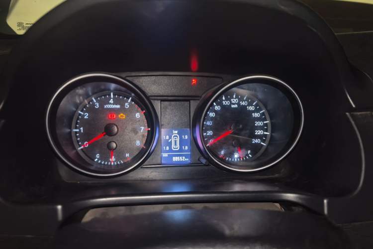 Used Haval H6 2013 Sport Edition 1.5T Manual Two-Wheel Drive Prestige Model Instrument Cluster