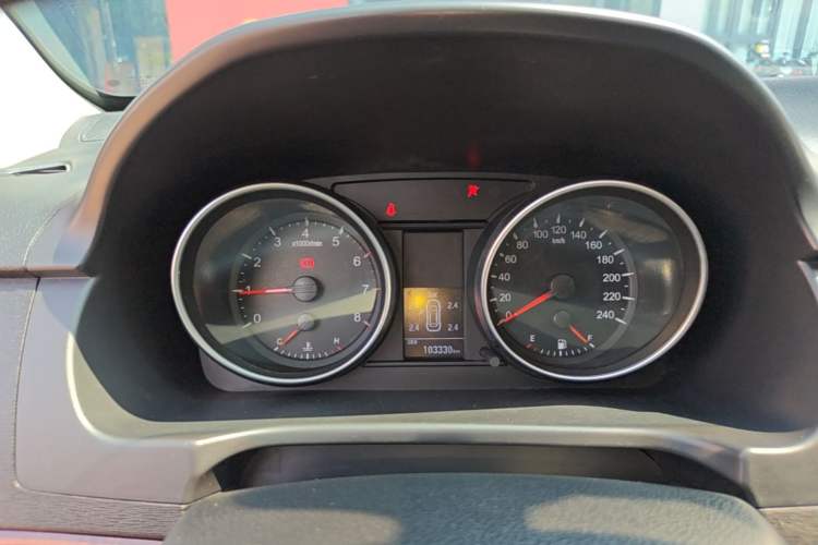 Used Haval H6 2013 Sports Edition 1.5T Manual Two-Wheel Drive Elite Model Instrument Cluster