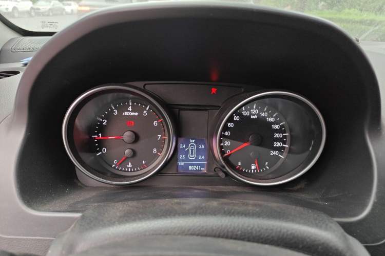 Used Haval H6 2013 Upgraded Model 1.5T Manual Two-Wheel Drive Elite Version Instrument Cluster