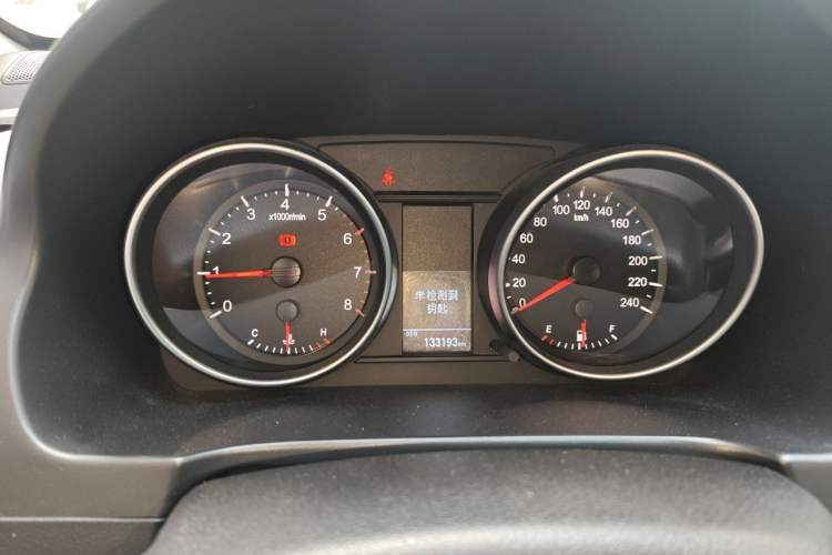 Used Haval H6 2013 Upgraded Model 1.5T Manual Two-Wheel Drive Elite Version Instrument Cluster