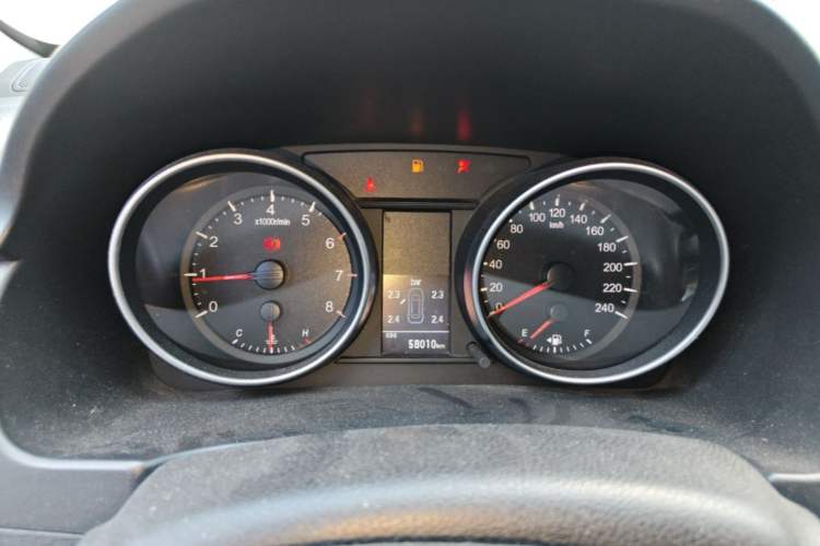 Used Haval H6 2013 Sports Edition 1.5T Manual Two-Wheel Drive Elite Model Instrument Cluster