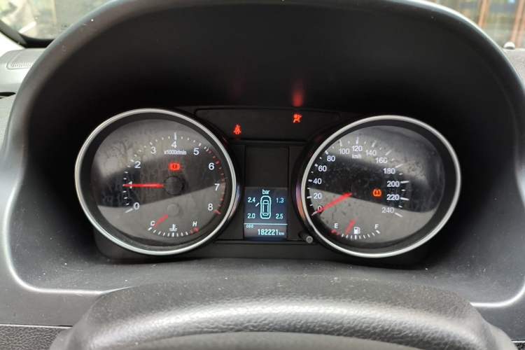 Used Haval H6 2013 Upgraded Model 1.5T Manual Two-Wheel Drive Elite Version Instrument Cluster