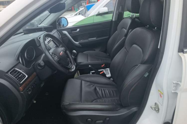 Used Haval H6 2013 Sports Edition 1.5T Manual Two-Wheel Drive Elite Model Left Front Seat