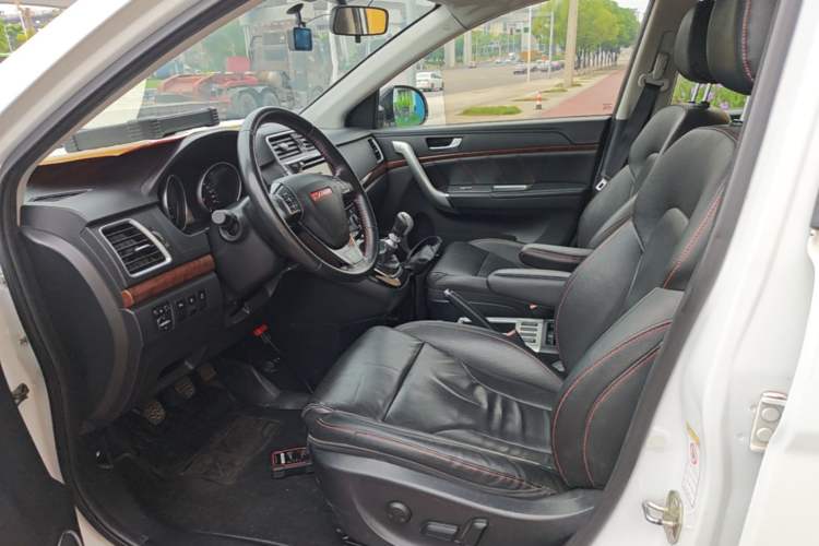 Used Haval H6 2013 Sports Edition 1.5T Manual Two-Wheel Drive Elite Model Left Front Seat
