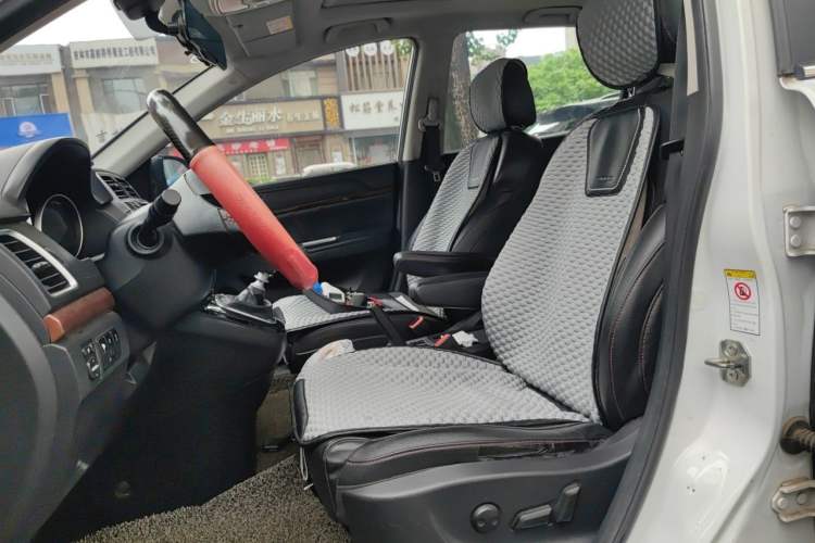 Used Haval H6 2013 Sport Edition 1.5T Manual 4x4 Elite Model Left Front Seat