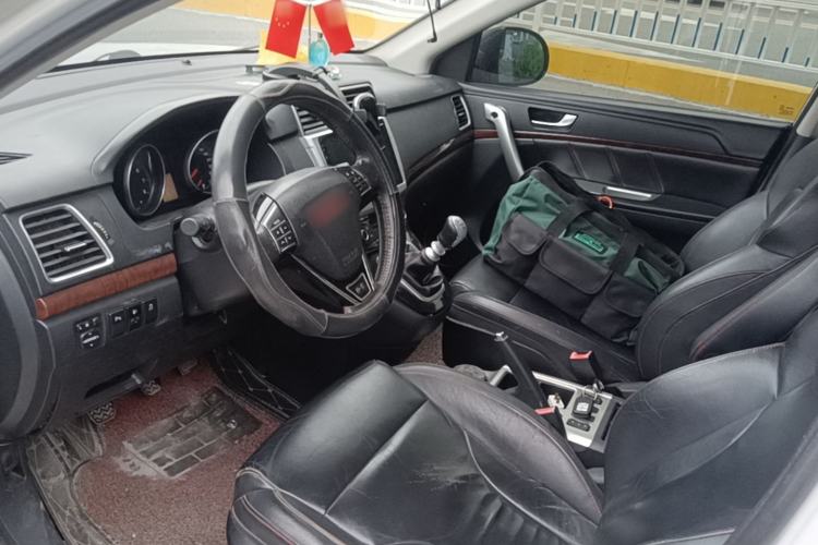 Used Haval H6 2013 Sports Edition 1.5T Manual Two-Wheel Drive Elite Model Left Front Seat