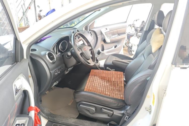 Used Haval H6 2013 Upgraded Model 1.5T Manual Two-Wheel Drive Elite Version Left Front Seat