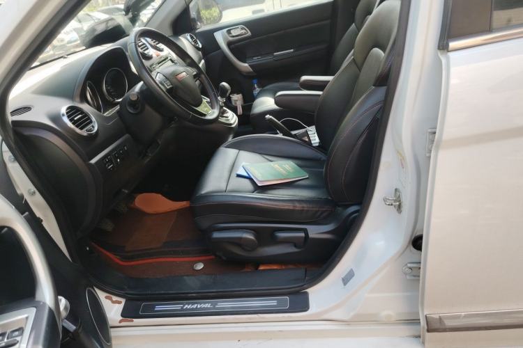 Used Haval H6 2013 Upgraded Model 1.5T Manual Two-Wheel Drive Elite Version Left Front Seat