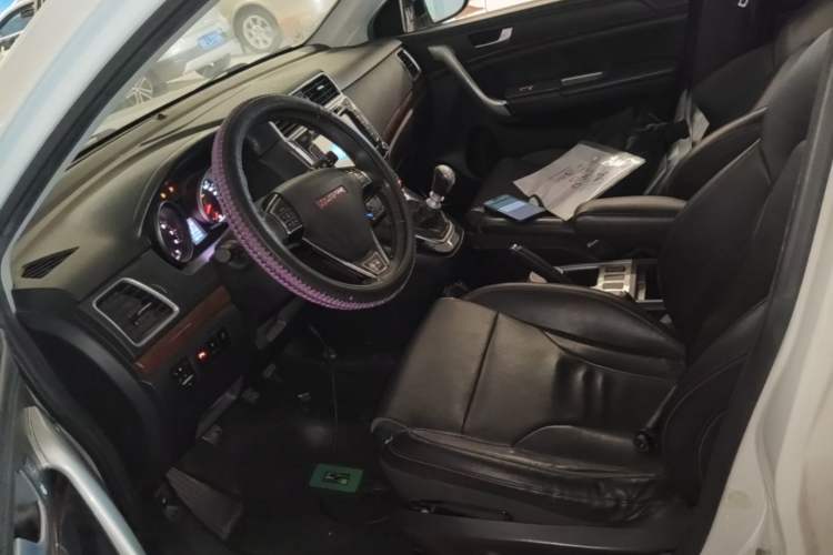 Used Haval H6 2013 Sports Edition 1.5T Manual Two-Wheel Drive Elite Model Left Front Seat