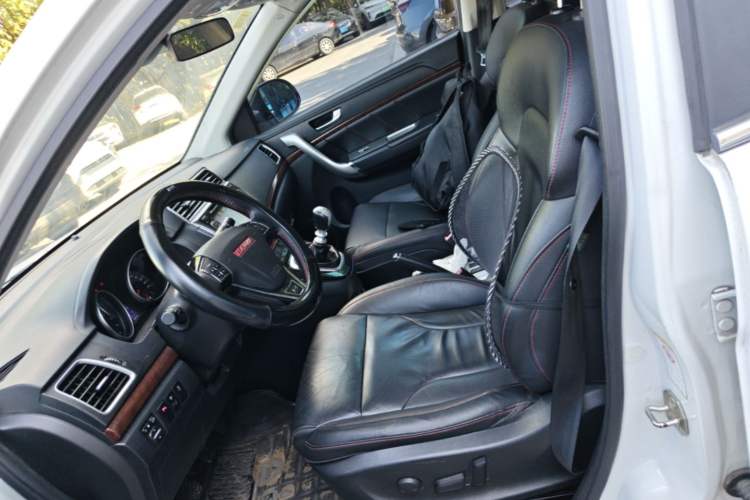 Used Haval H6 2013 Sports Edition 1.5T Manual Two-Wheel Drive Elite Model Left Front Seat