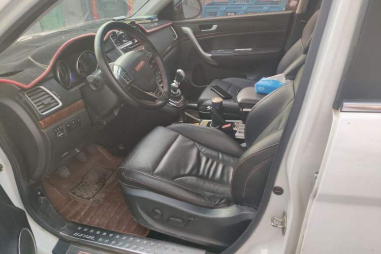 Used Haval H6 2013 Sports Edition 1.5T Manual Two-Wheel Drive Elite Model Left Front Seat