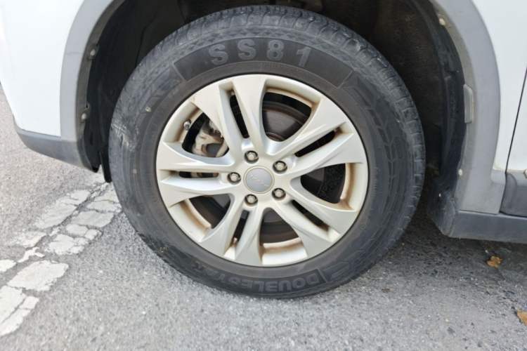 Used Haval H6 2013 Sports Edition 1.5T Manual Two-Wheel Drive Elite Model Left Front Wheel Hub