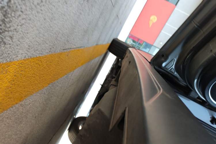 Used Haval H6 2013 Sports Edition 1.5T Manual Two-Wheel Drive Elite Model Left Side Sill