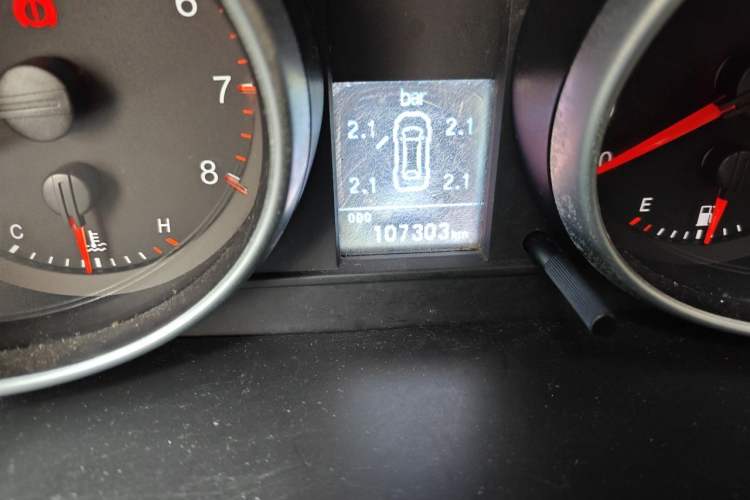Used Haval H6 2013 Sport Edition 1.5T Manual Two-Wheel Drive Prestige Model Odometer Close Up