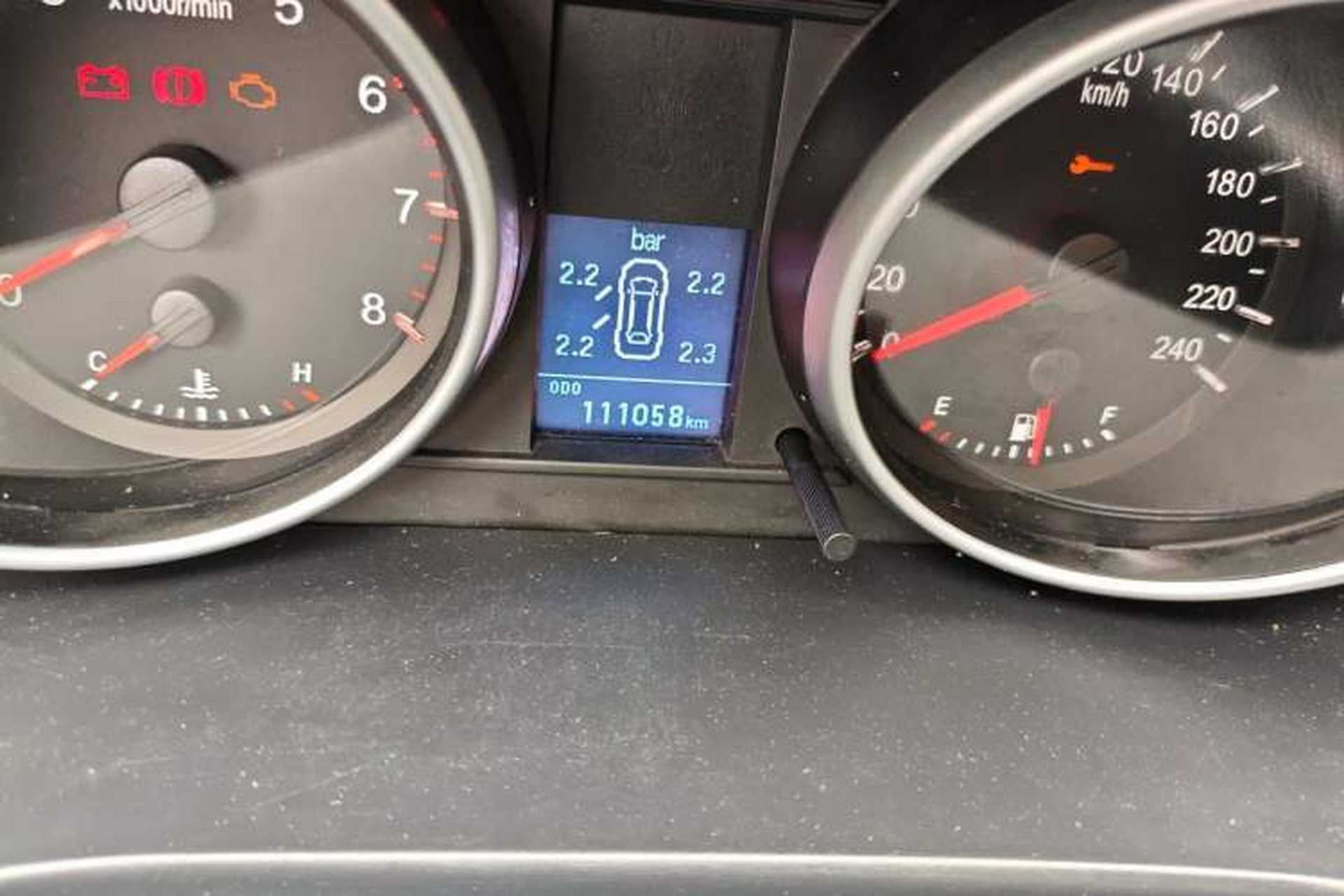 Used Haval H6 2013 Upgraded Model 1.5T Manual Two-Wheel Drive Elite Version Odometer Close Up
