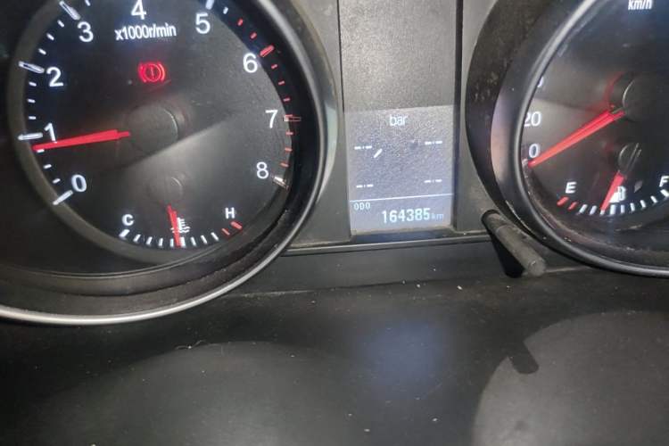 Used Haval H6 2013 Sport Edition 1.5T Manual Two-Wheel Drive Prestige Model Odometer Close Up