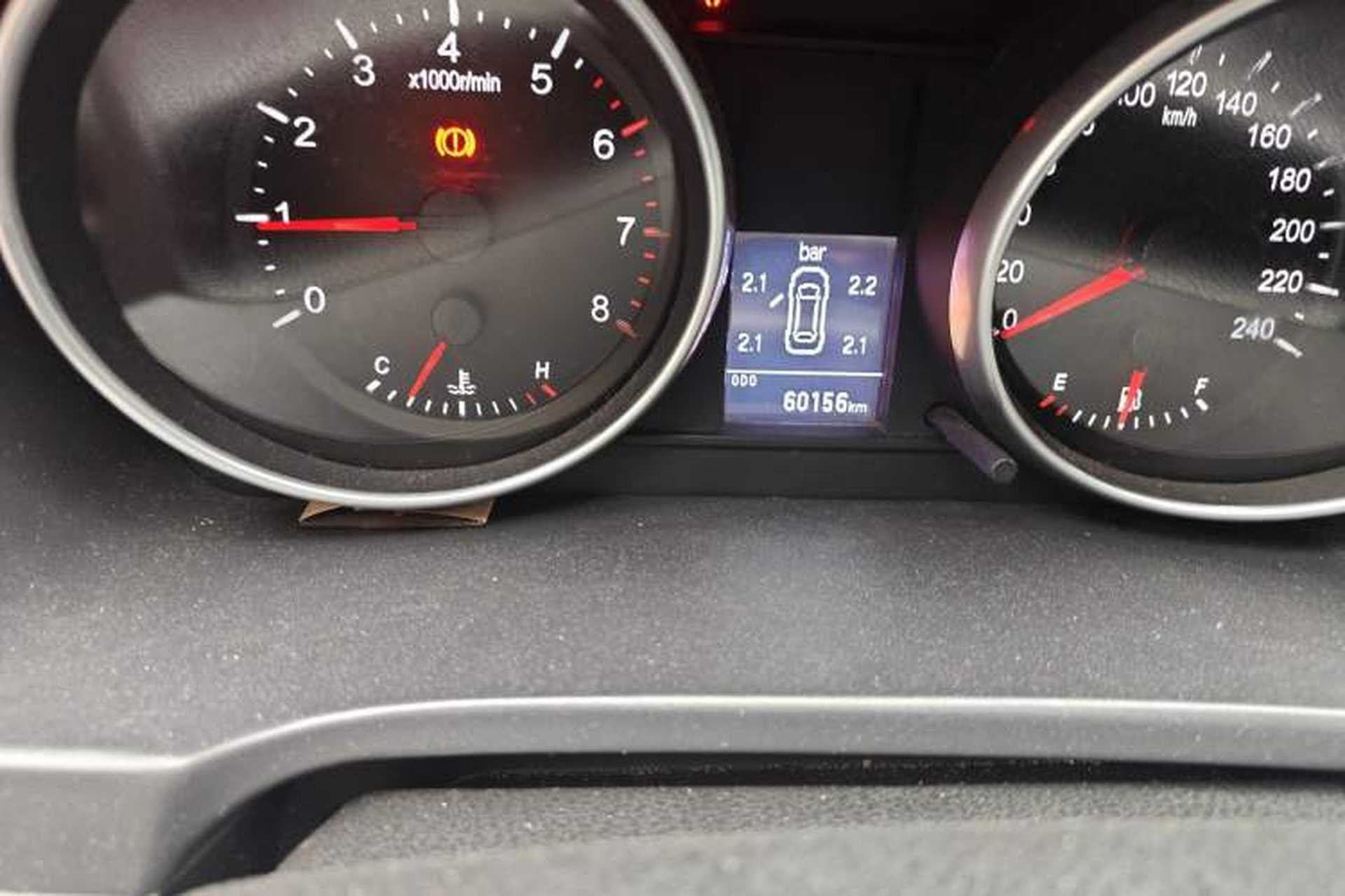 Used Haval H6 2013 Upgraded Model 1.5T Manual Two-Wheel Drive Elite Version Odometer Close Up
