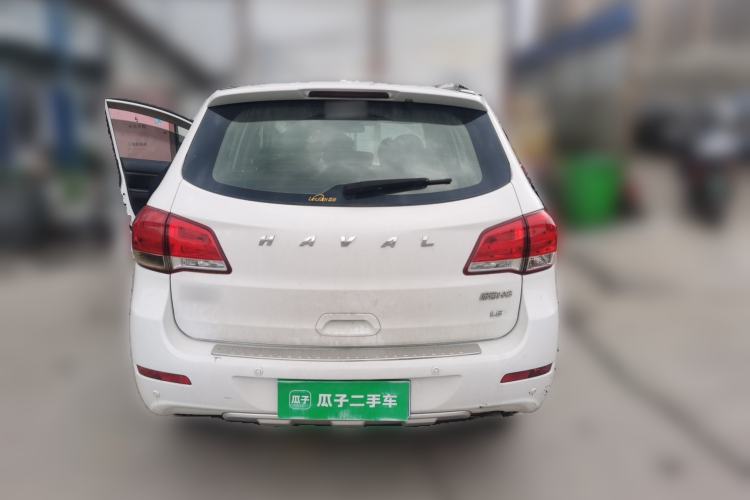 Used Haval H6 2013 Upgraded Model 1.5T Manual Two-Wheel Drive Elite Version Rear