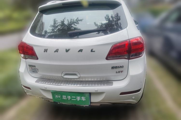 Used Haval H6 2013 Upgraded Model 1.5T Manual Two-Wheel Drive Prestige Version Rear