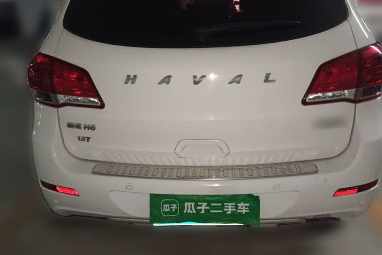 Used Haval H6 2013 Upgraded Model 1.5T Manual Two-Wheel Drive Elite Version Rear
