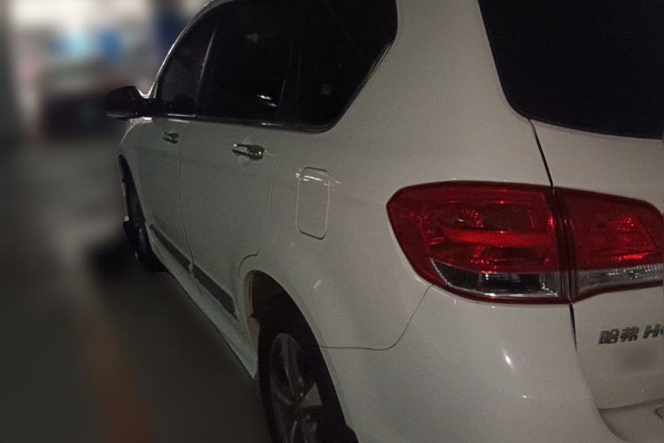 Used Haval H6 2013 Upgraded Model 1.5T Manual Two-Wheel Drive Elite Version Rear Left 45 Deg