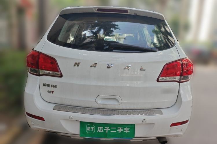 Used Haval H6 2013 Upgraded Model 1.5T Manual Two-Wheel Drive Elite Version Rear