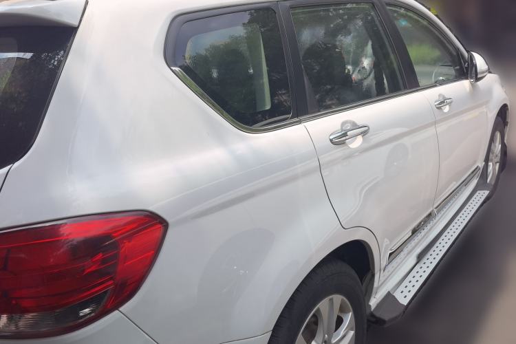 Used Haval H6 2013 Upgraded Model 1.5T Manual Two-Wheel Drive Elite Version Rear Right 45 Deg