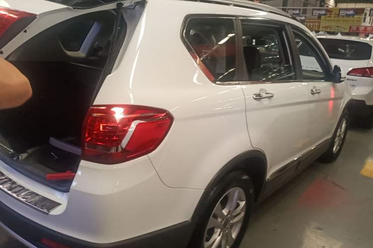 Used Haval H6 2013 Sports Edition 1.5T Manual Two-Wheel Drive Elite Model Rear Right 45 Deg